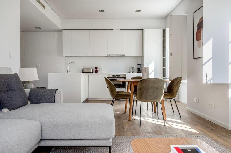 Private Bedrooms In The Heart Of Lisboa Eksteriør billede