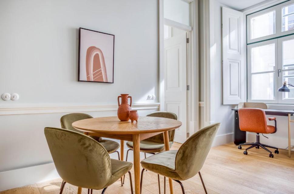 Private Bedrooms In The Heart Of Lisboa Eksteriør billede